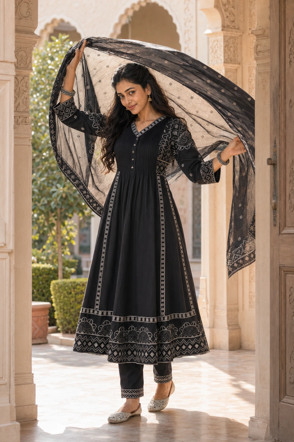 Ruhani Black Solid Print 3 Piece Chudithar Set